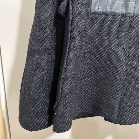 NWOT Stunning Designer Mackage Black Coat in Medium - Picture 6 of 14